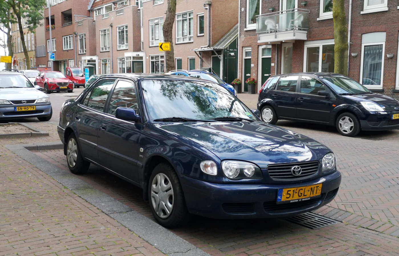 Toyota Corolla Saloon